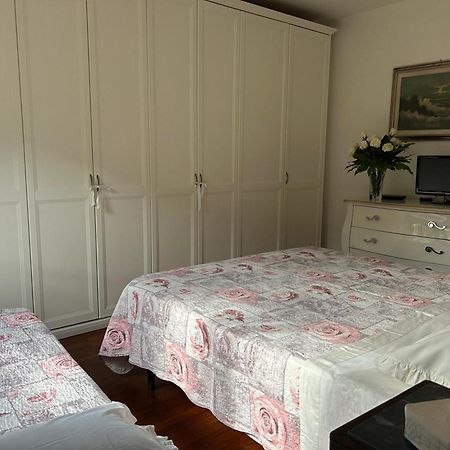 Casa Anna A Pietrasanta In Toscana Con Piscina Kültér fotó